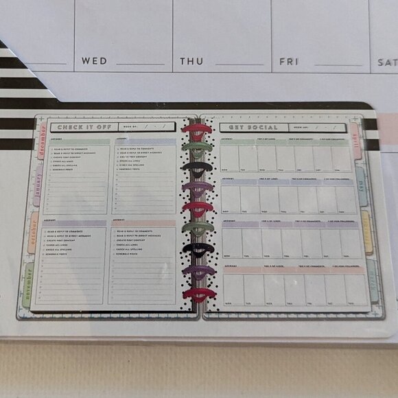 NWT Happy Planner Get Social 40 pgs Classic Social Media Tasks Sheet Paper NEW - Picture 4 of 9